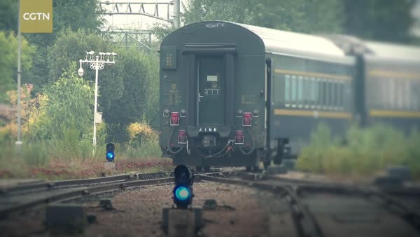 CGTN: Working on the train: Family inheritance in three generations