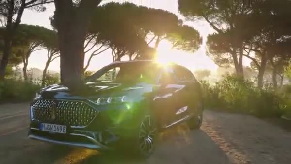 GWM Hybrid SUV WEY Coffee 01 Earns Praise